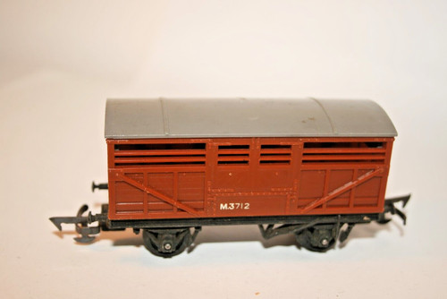 Triang r122 livestock wagon - livestock,