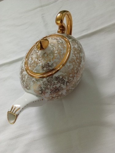 Aynsley small teapot gold - small,