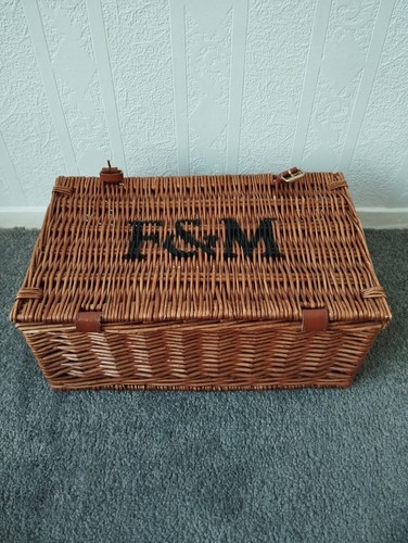 Genuine fortnum mason f - genuine,