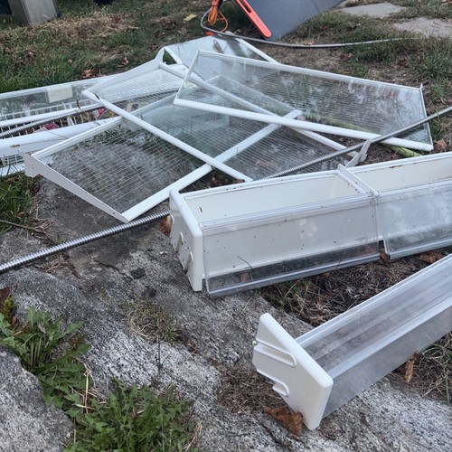 Subzero 501r shelves and - 501r,