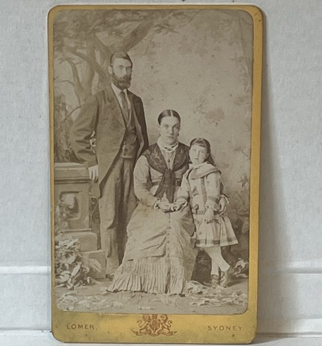 Victorian cdv family - cdv,