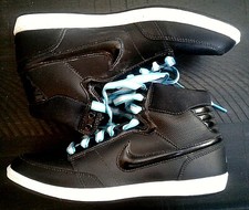 Sample vintage nike - vintage, womens