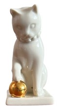 Franklin Mint Cat Figurine