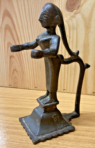 Antique indian cast - cast, bronze
