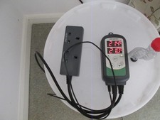 fermentation bucket, + ink bird, + heat belt. 3 of 3