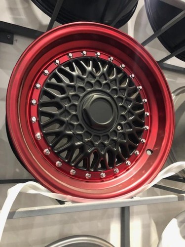 Red alloy wheels - bk,