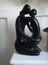 Embracing Lovers Modern Poly