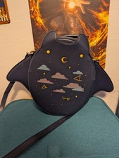 Leikya Yomi Manta Ray bag