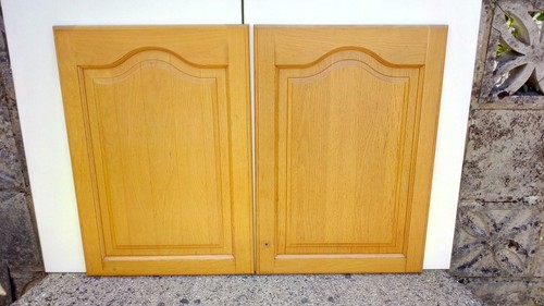 Solid light oak wood - of,