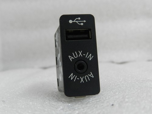 Bmw usb aux socket female - bmw,