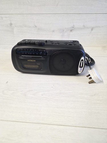 Hitachi portable radio - portable,
