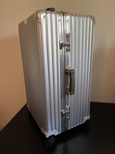 Mint rimowa classic silver - rimowa,