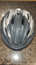 White carbon pattern - &,