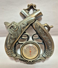 VINTAGE CROSSED FLINTLOCK