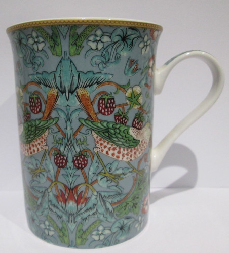 William morris strawberry - william,