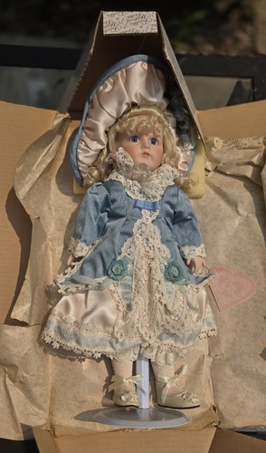 The bebe jumeau collector - collector, doll