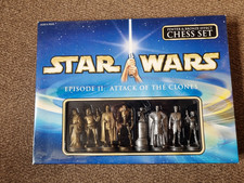 STAR WARS II ATTACK OF THE CLONES - CHESS SET - VERY GOOD CONDITION