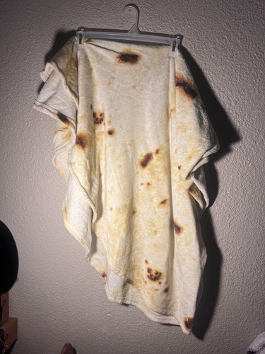 Flour tortilla burrito throw - flour,