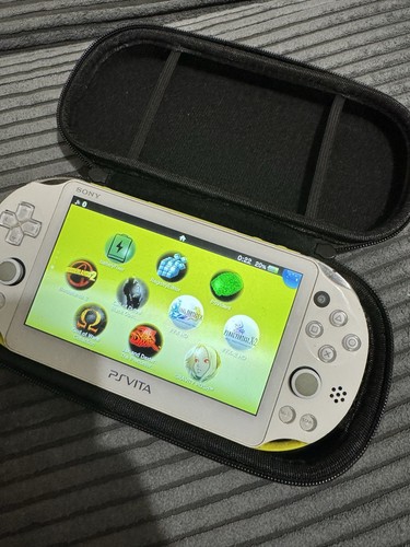 Vita pch 2000 - ps, and