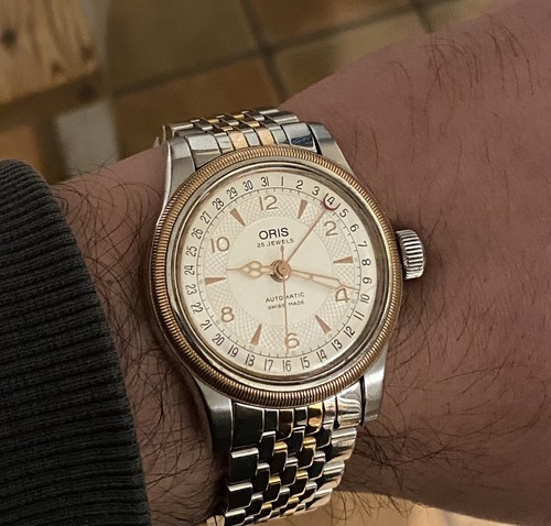 Oris big crown - pointer, date