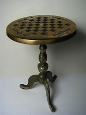 MINIATURE SOLID BRASS QUEEN