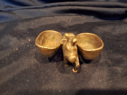 Vintage retro solid brass - solid, 7cm