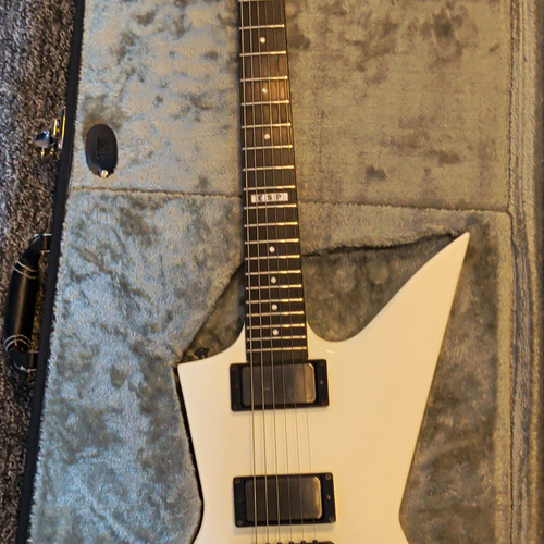 Esp guitar snow - e-ii,