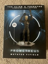 The Alien & Predator Figure