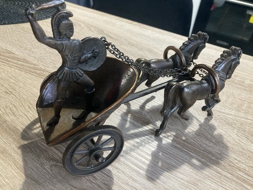 Vintage roman gladiator his - gladiator,