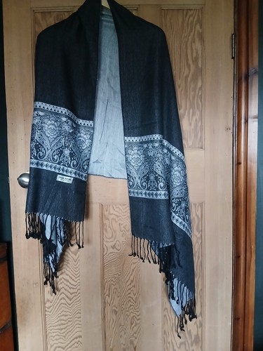 Pasmina 100 cashmere - 100%,