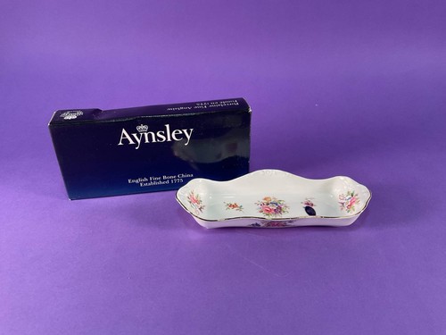 Aynsley howard sprays gondola - howard,