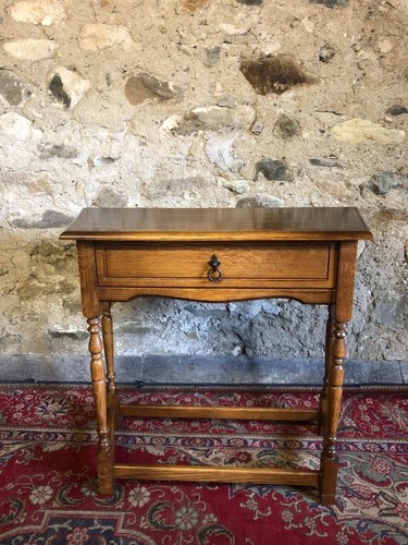 Beautiful solid oak console - beautiful,