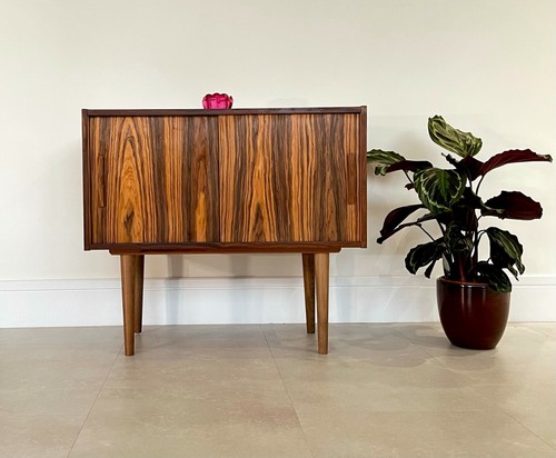 Mid century style rosa - style,