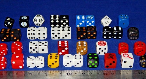 Dice monopoly cluedo other - -,