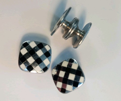 Pair vintage snap - vintage, close