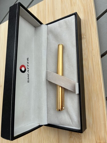 Sheaffer gold plated - gold, white