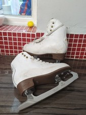 Graf 500 Ice Skates Figure