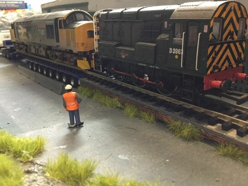 Train loading ramp - 1/76,