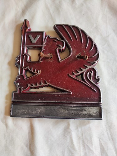 Bedford bus insignior badge - bus,