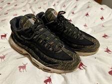 NIKE × Carhartt WIP Air Max