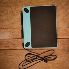 Wacom Intuos Pen Tablet