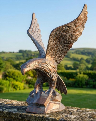 Cast aluminium medium eagle - cast,