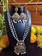 Pearl Grey Gold Plated Rani