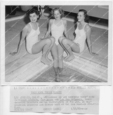 o13590 1945 orig news photo LA