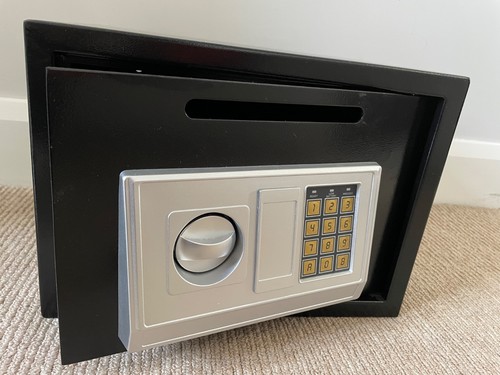 Digital steel safe black - -,