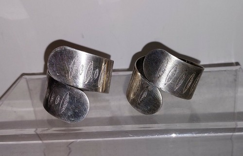 Vintage metal napkin rings - napkin,