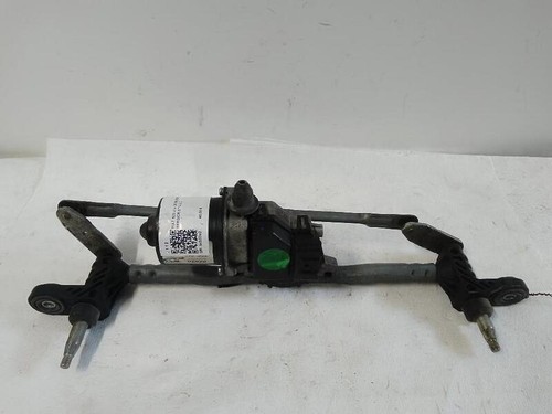 77364424 front windscreen