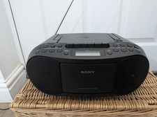 Sony CFD‑S70 Boombox • CD