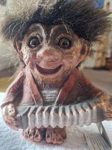 Nyform norwegian trolls - nyform,