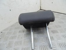 Nissan Juke Rear Center Middle Headrest / Head Rest F15 MK1 2014-2019A